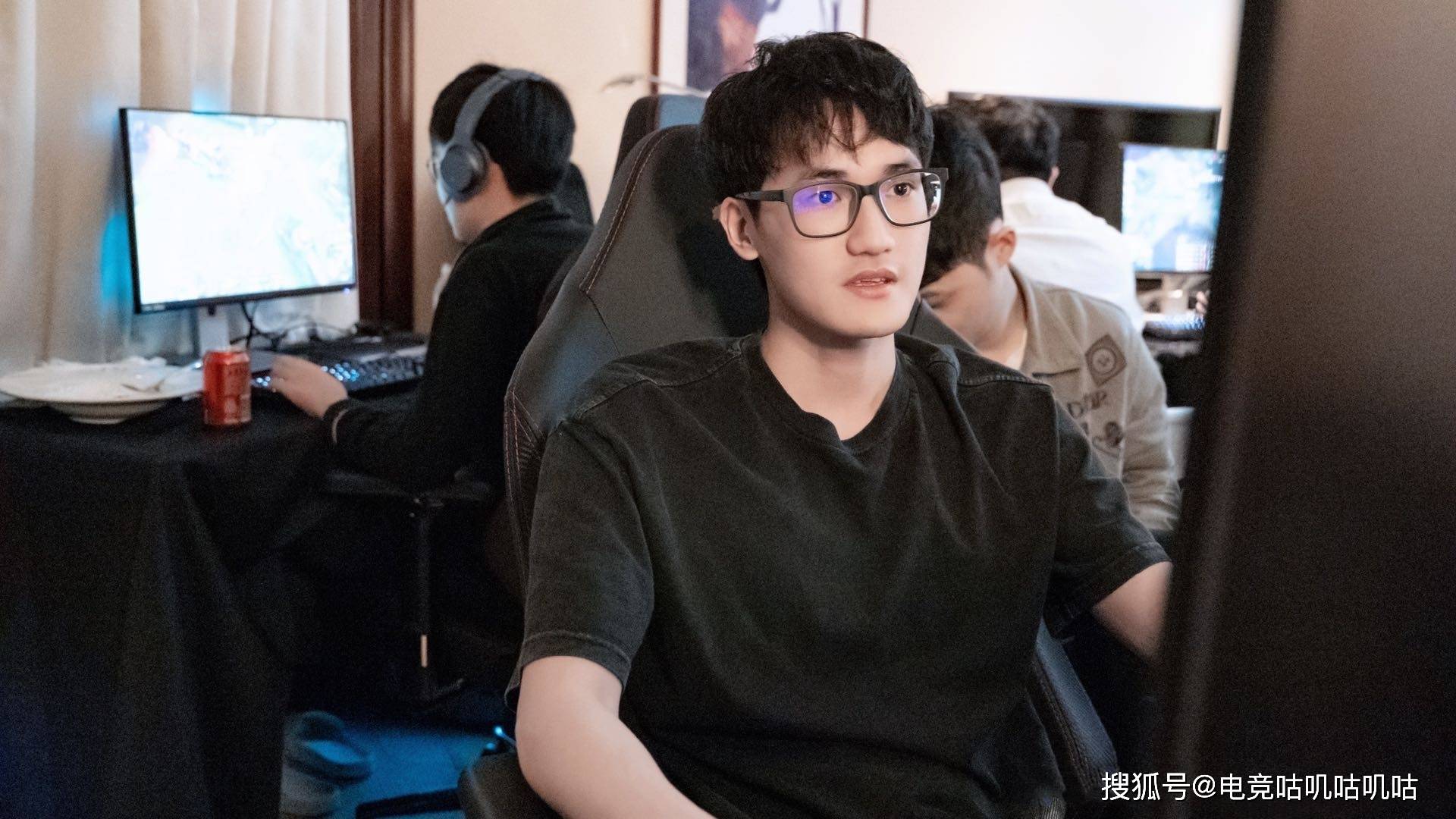 详细阅读:九游体育- 张志磊vs卡巴耶尔比赛回放 九游体育- 张志磊vs卡巴耶尔比赛回放